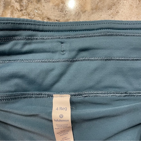 Lululemon Skirt - Picture 4 of 5